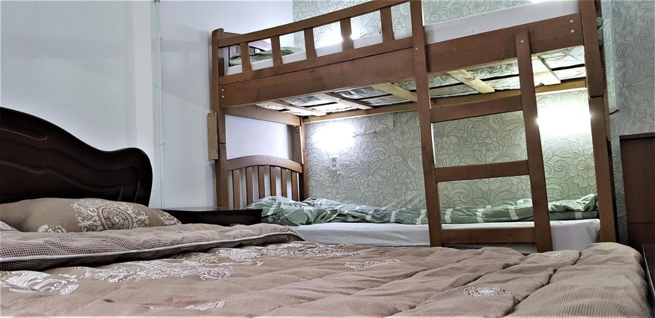 Backpackers Hostel Τυφλίδα Εξωτερικό φωτογραφία