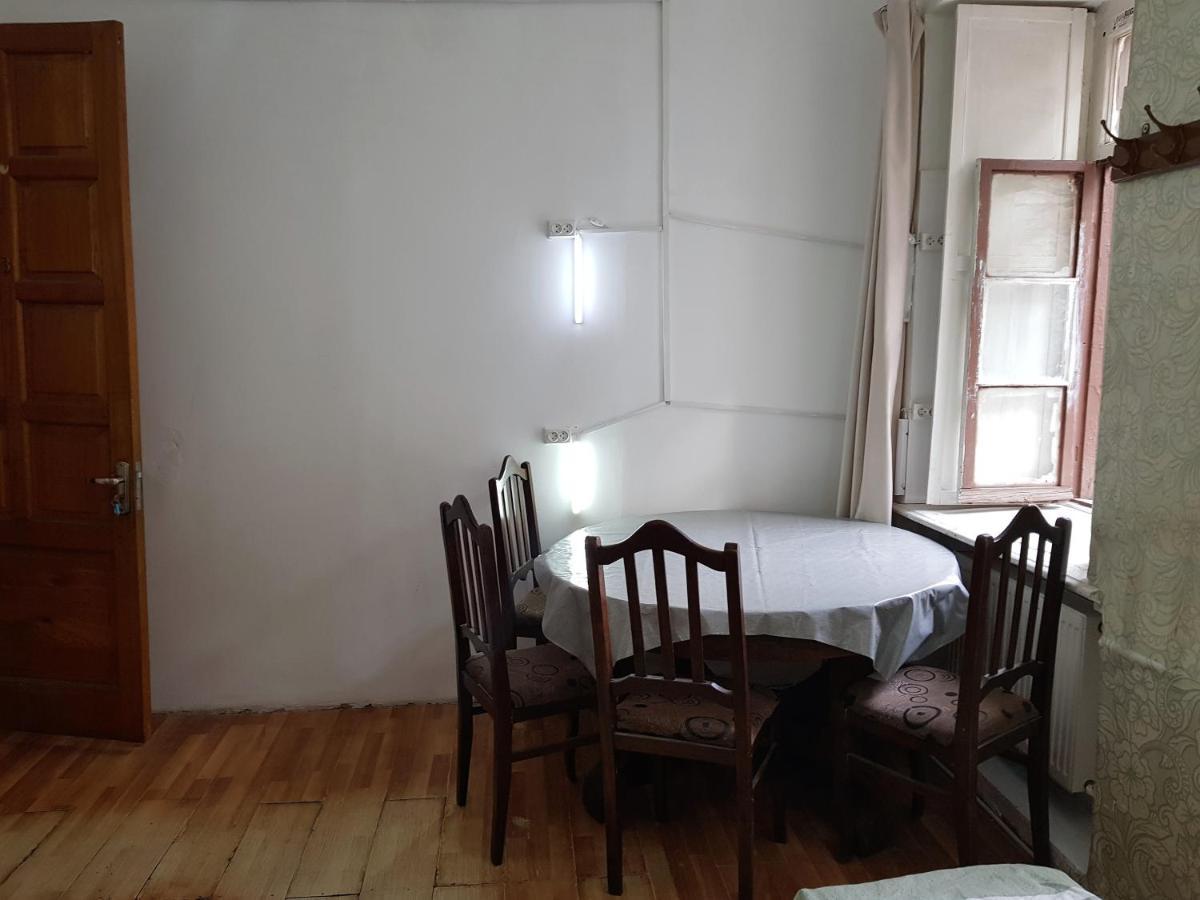 Backpackers Hostel Τυφλίδα Εξωτερικό φωτογραφία